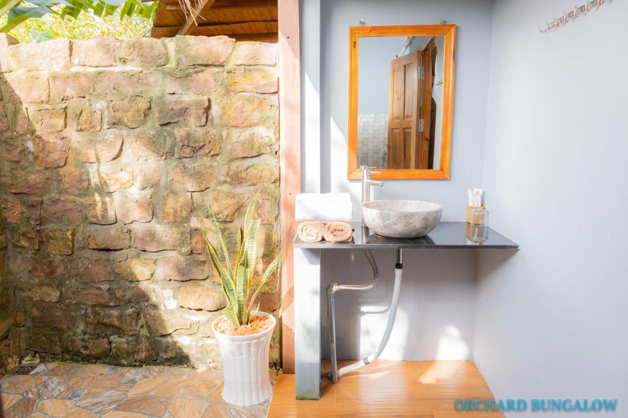 Orchard Fruit Farm Bungalow Фу Куок Екстериор снимка